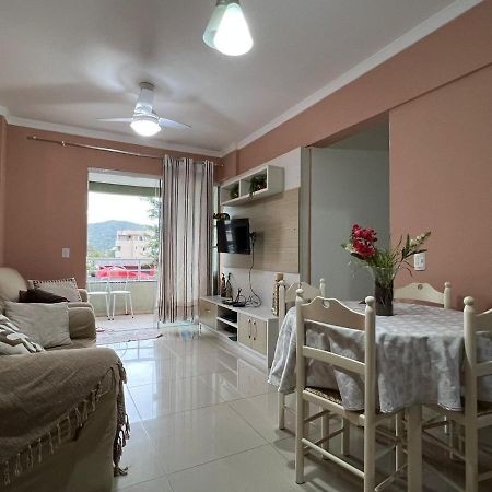 Apartamento 2 Dorm. Em Bombas Sc Bombinhas Exterior photo